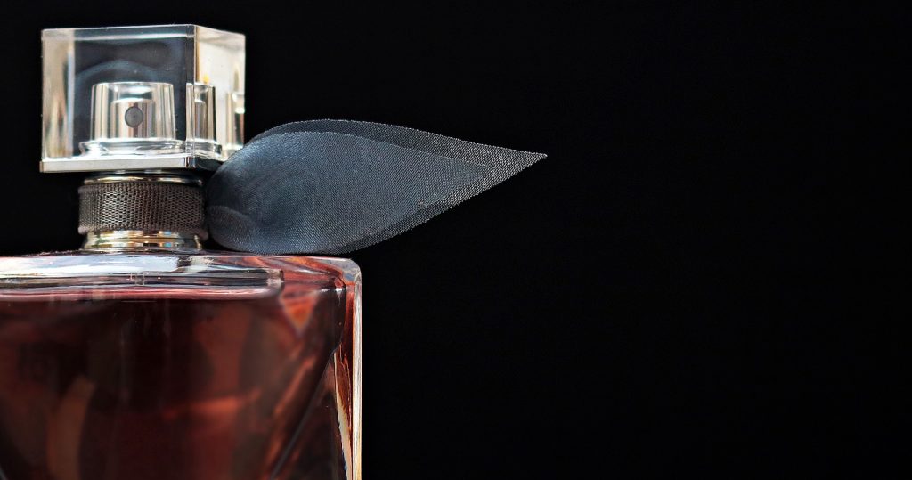 Comment choisir son parfum : guide des familles olfactives | O2 Parfum